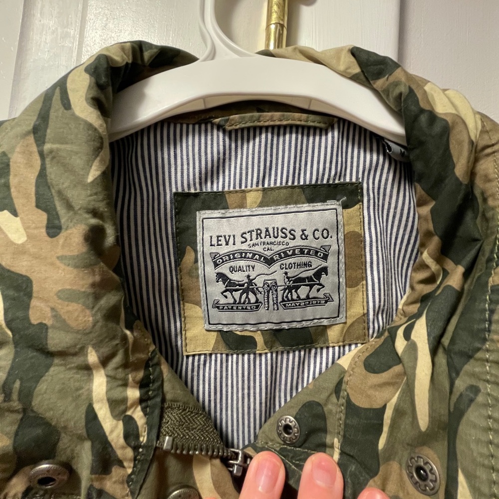 Levi Lightweight Waterproof Jacket - image 5